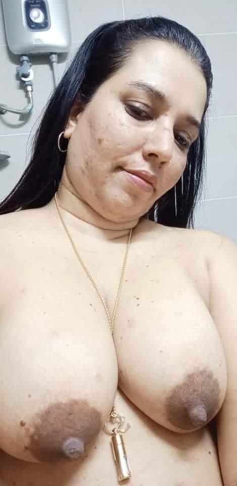 Big booby Indian aunty