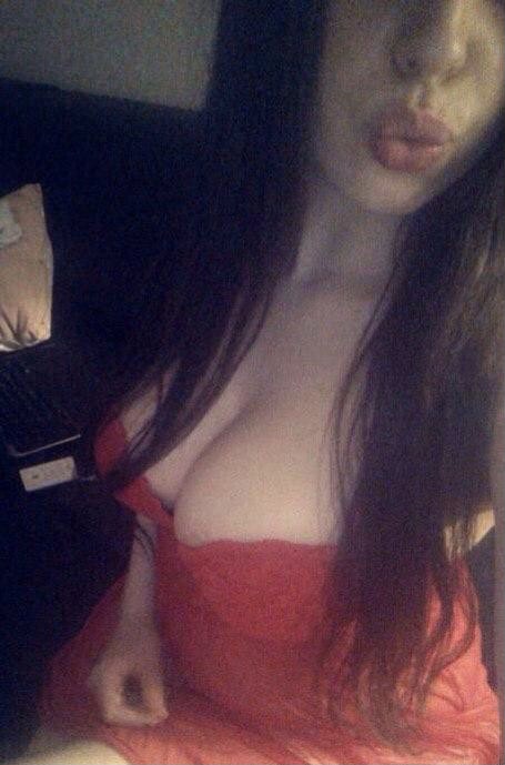 D856070 D 3 F7 E 419 D 8 C41 0420 B05 EC2 AF